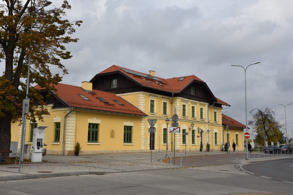 Skaw dworz kol 1 1024x683 1