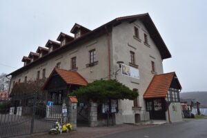Zabierzów Radwanowice dworek 4