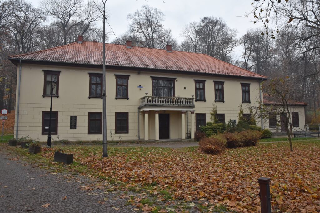 Krzeszowice st p 1 glowne 1024x683 2 3